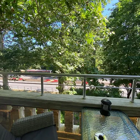 Sea Breeze 1 Апартаменты Варна