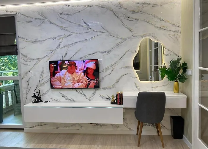 Апартаменты Sea Breeze 1 *