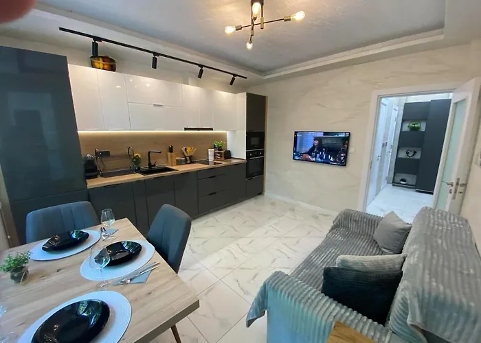 Sea Breeze 1 Апартаменты *