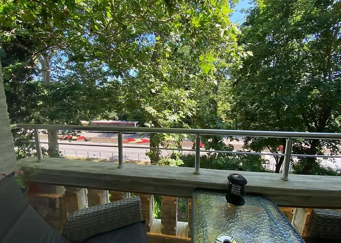 Sea Breeze 1 דירה וארנה